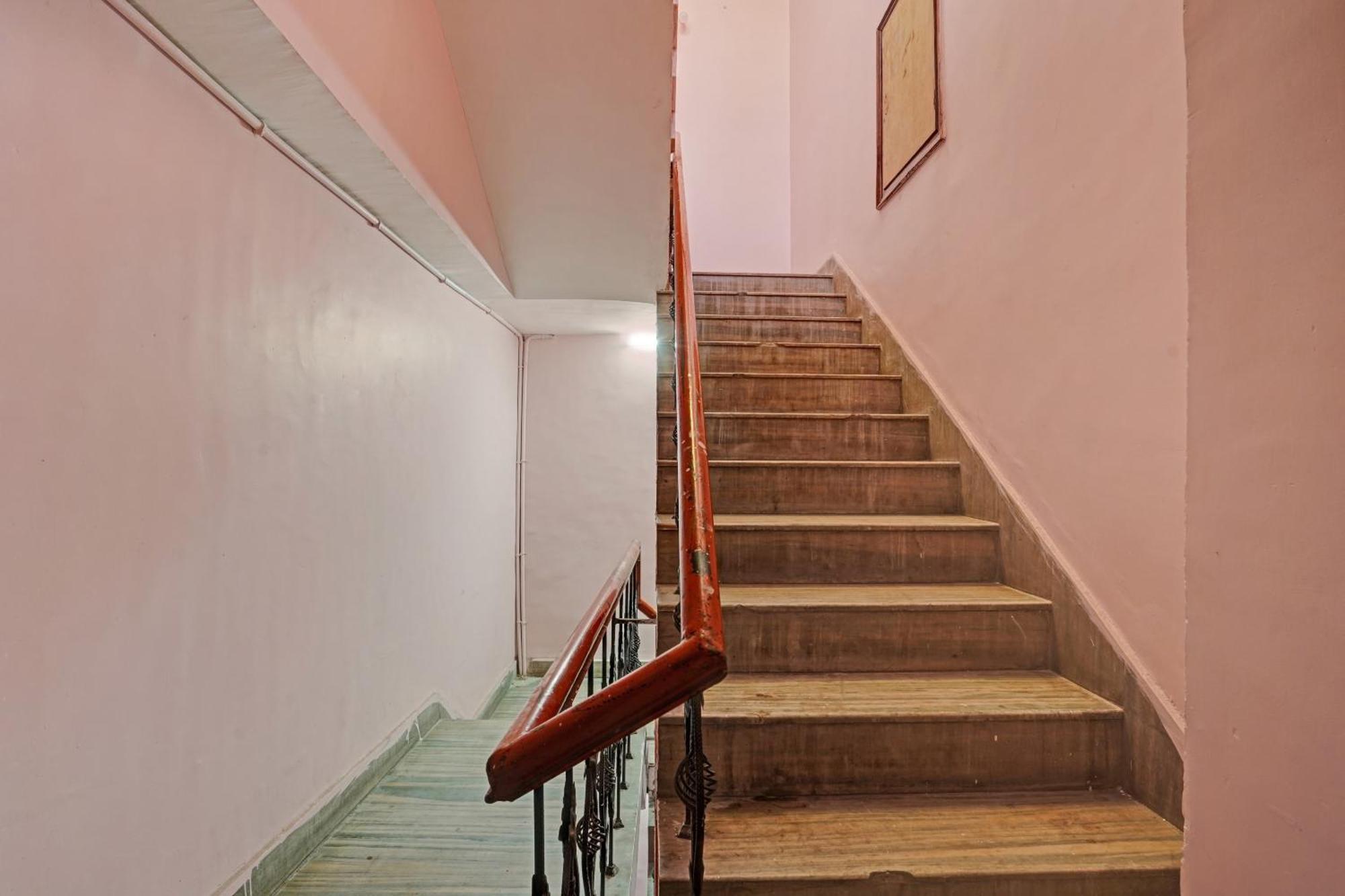 Hotel O B N Palace Rāipur Exterior foto